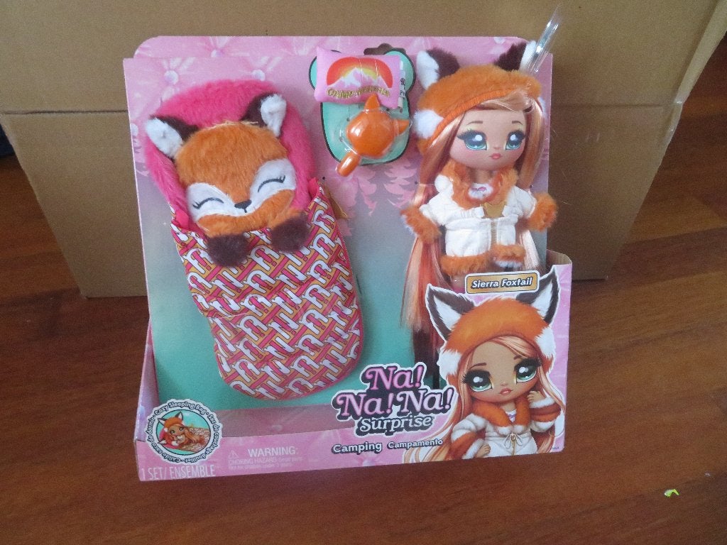 NA NA NA SURPRISE -- CAMPING -- SIERRA FOXTAIL, Ophalen of Verzenden, Zo goed als nieuw, Barbie