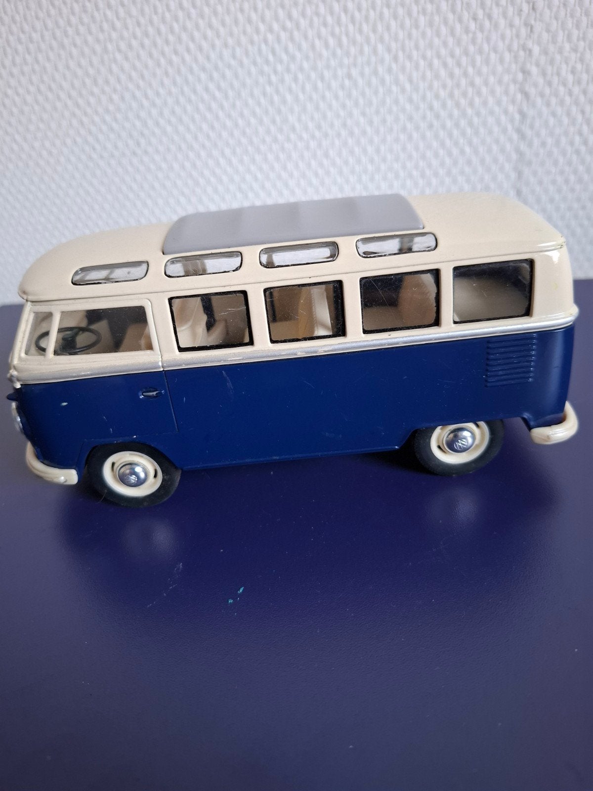 Volkswagen T1 Bus Modelauto - Blauw/Wit - 18 cm, Hobby en Vrije tijd, Overige merken, Gebruikt, Auto, Groter dan 1:32