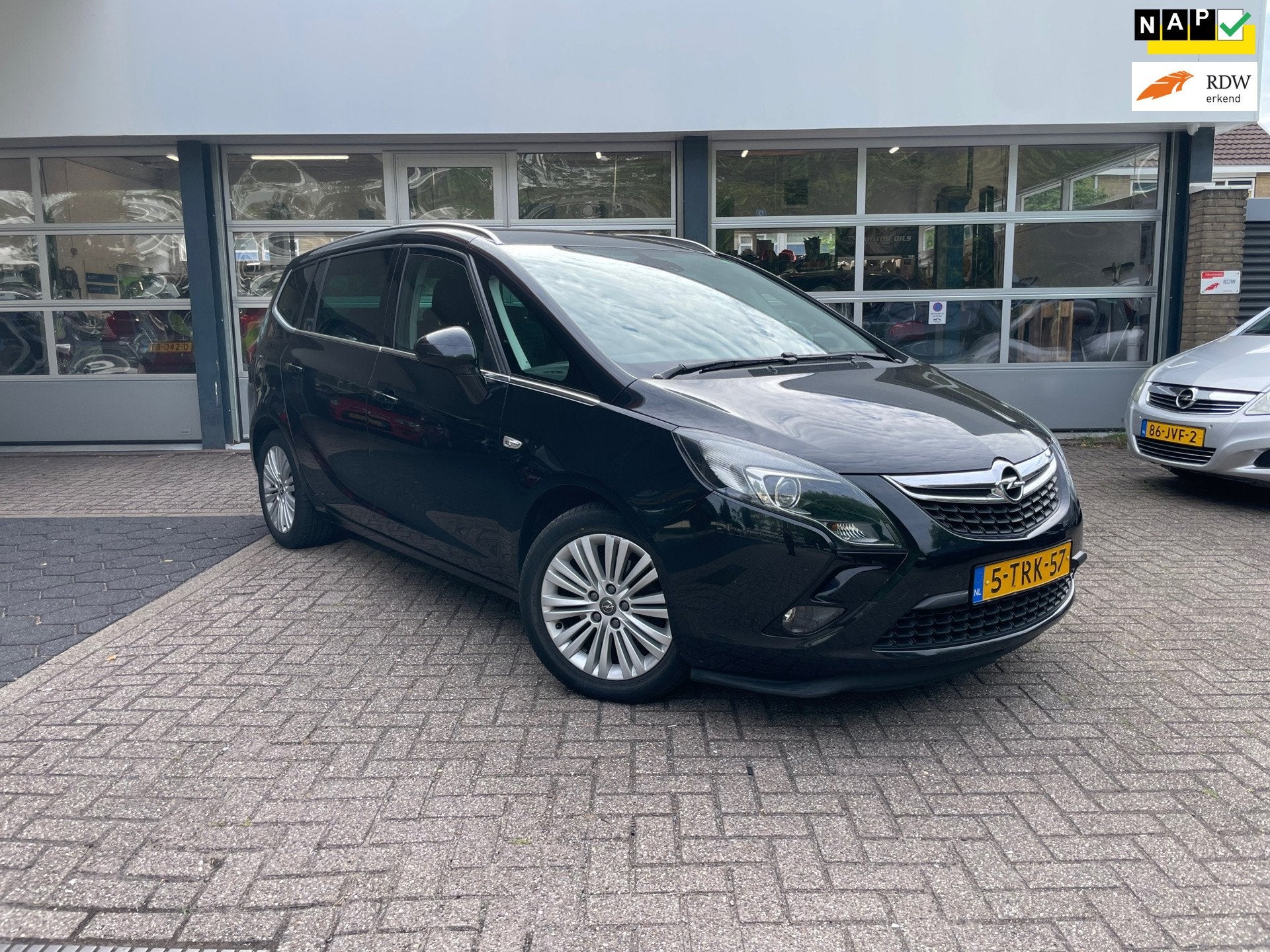 Opel Zafira Tourer 1.4 Design Edition 7p., Auto's, Opel, Euro 5, Stof, Gebruikt, Zwart