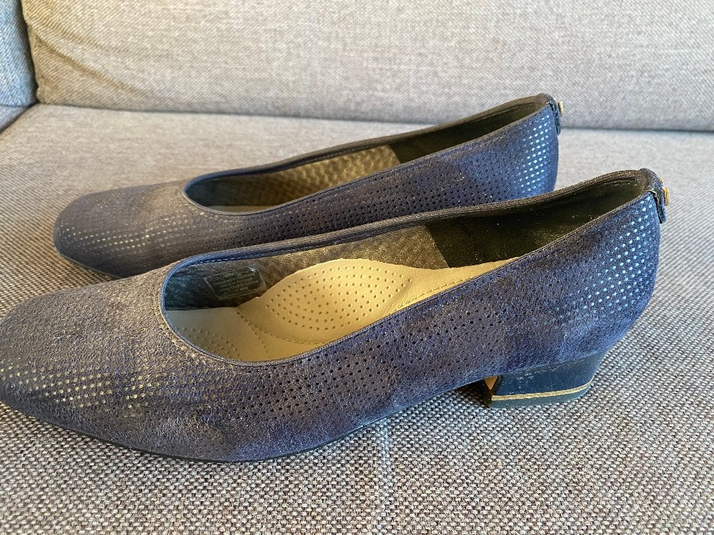 Nette blauwe schoenen, Schoenen met lage hakken, Blauw, Ophalen of Verzenden, Gedragen