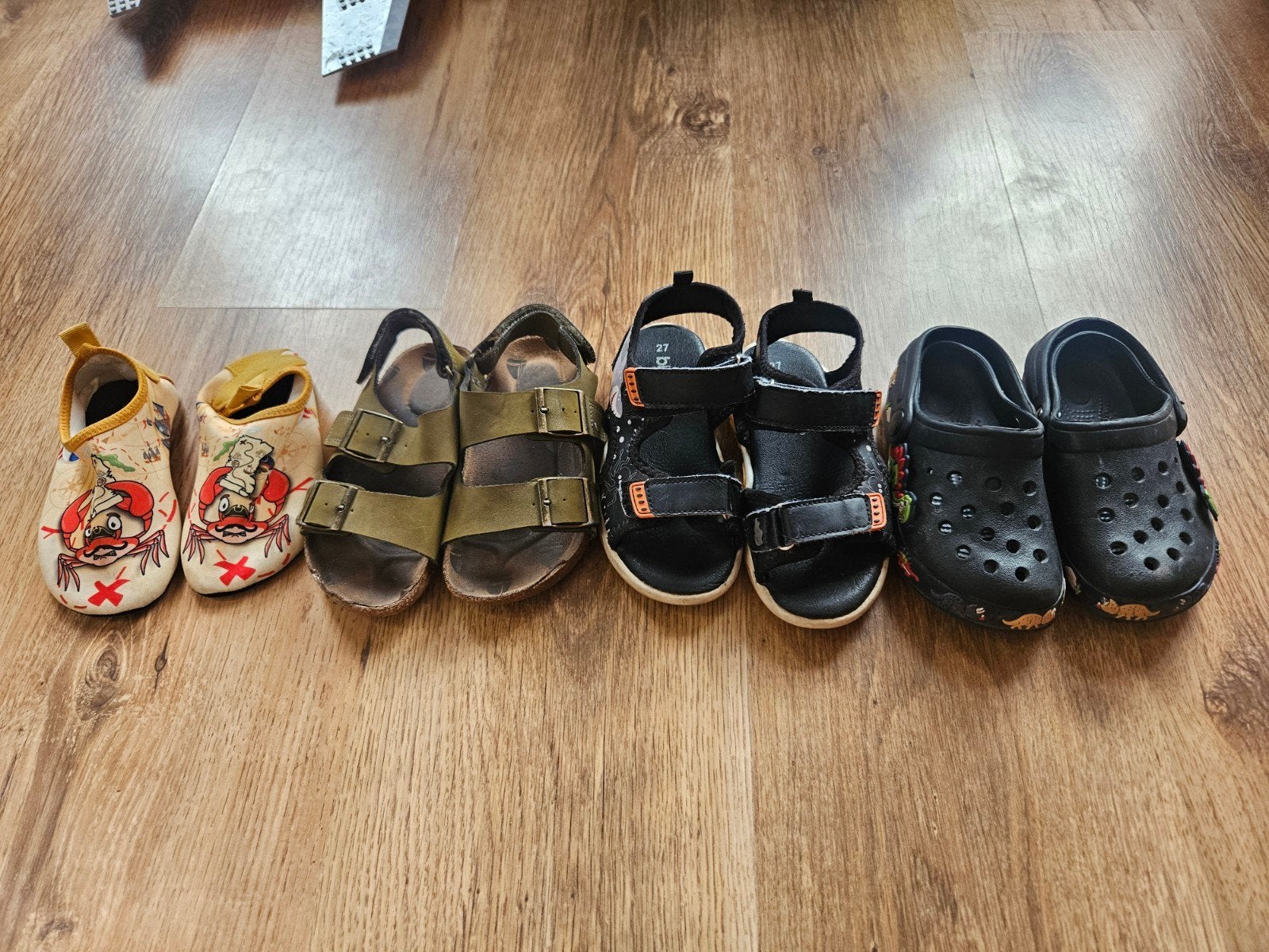 Diverse zomerschoenen maat 27 - weinig gebruikt, Ophalen, Zo goed als nieuw, Jongen of Meisje