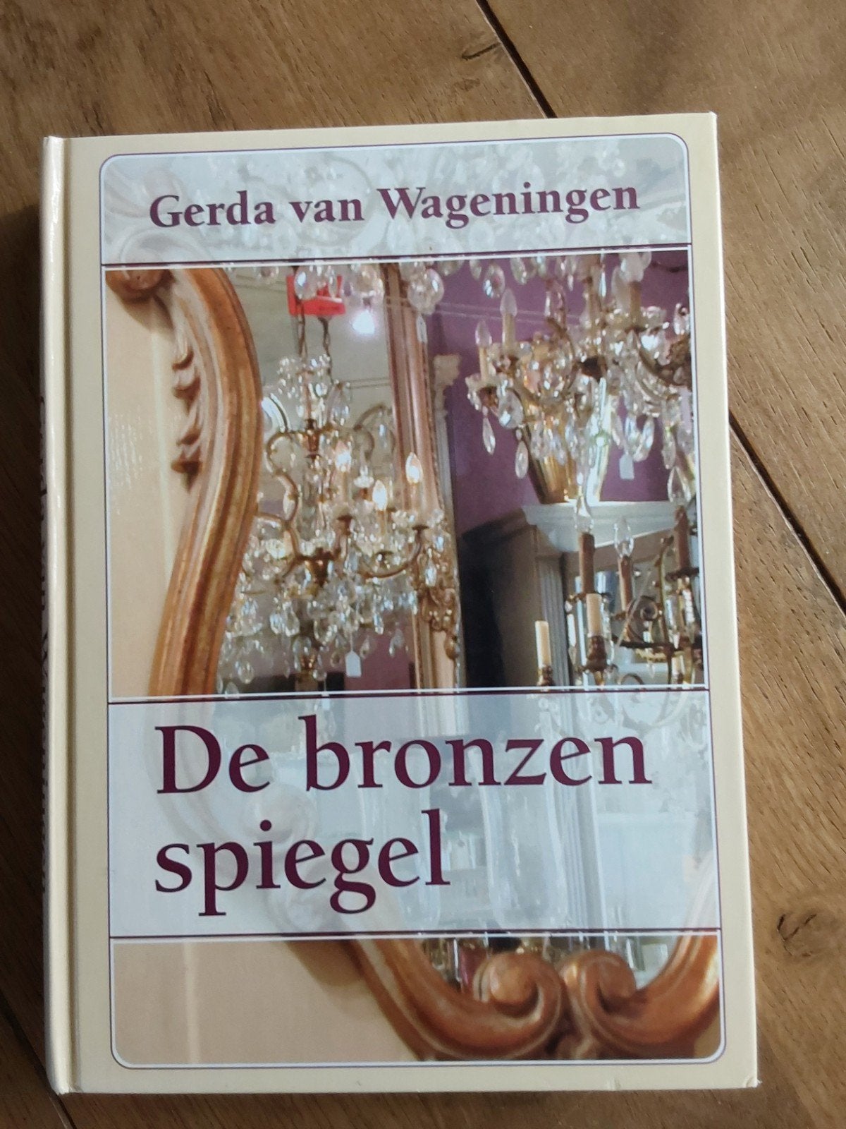 De bronzen spiegel, Ophalen of Verzenden, Gelezen