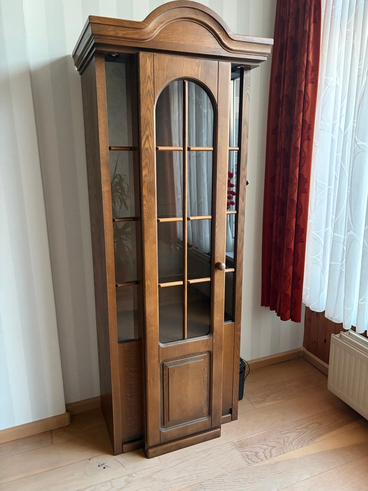 Houten vitrinekast met verlichting - 215x80x50 cm, Ophalen, Gebruikt, 200 cm of meer, 50 tot 100 cm