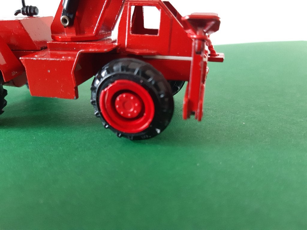 Gezocht een wieltje voor een Gescha O&K hijskraan., Hobby en Vrije tijd, Modelauto's | 1:50, Gebruikt, Bus of Vrachtwagen, Conrad