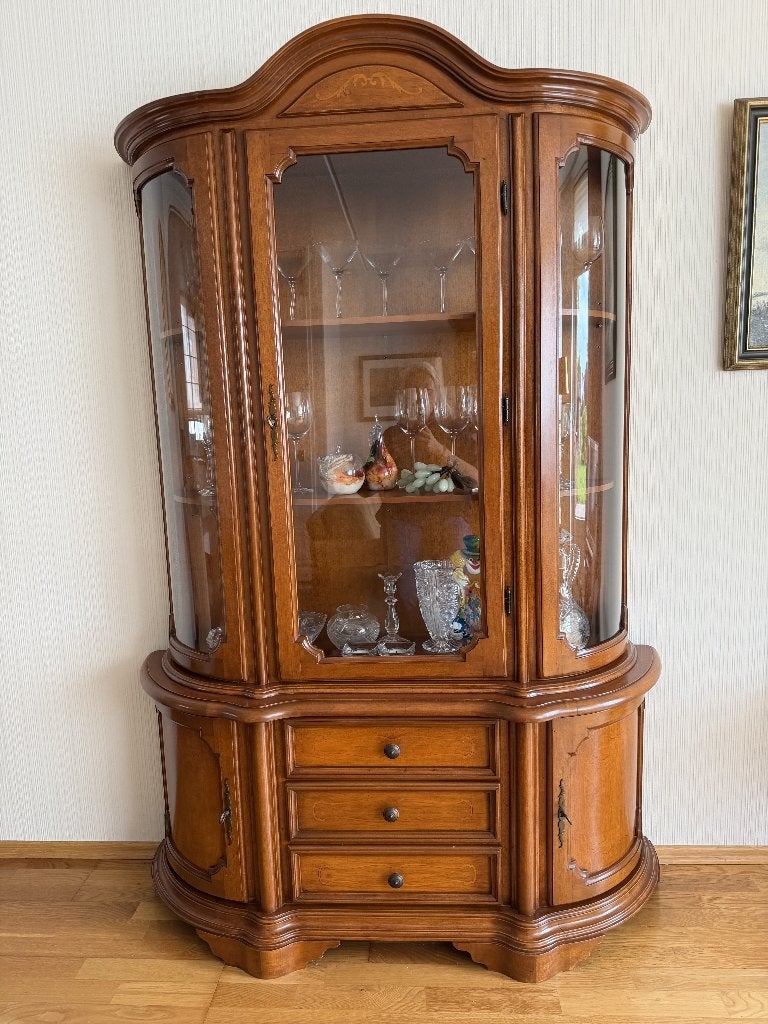 Kersenhouten vitrinekast, antiek meubelstuk, Ophalen, Gebruikt, 100 tot 150 cm, Met lade(s)