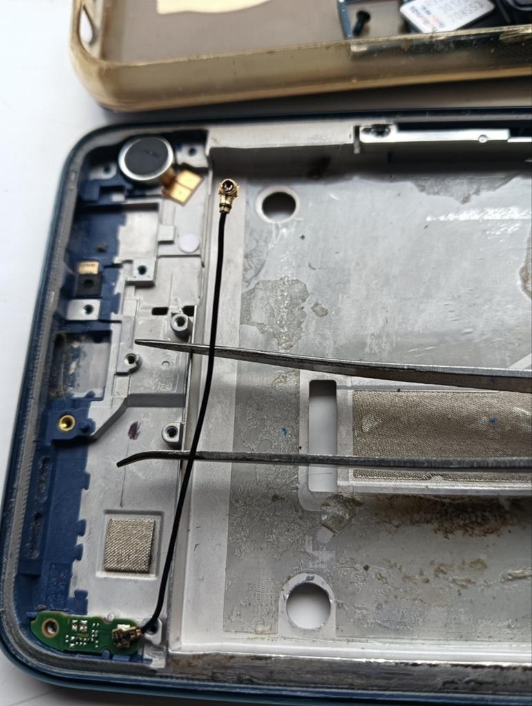 Gezocht onderdeel Nokia 8.3 5 G, Verzenden