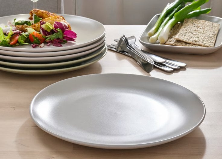 Nieuwe IKEA FÄRGKLAR - 18-delige set licht grijs, Huis en Inrichting, Keuken | Servies, Ophalen, Zo goed als nieuw, Effen, Aardewerk