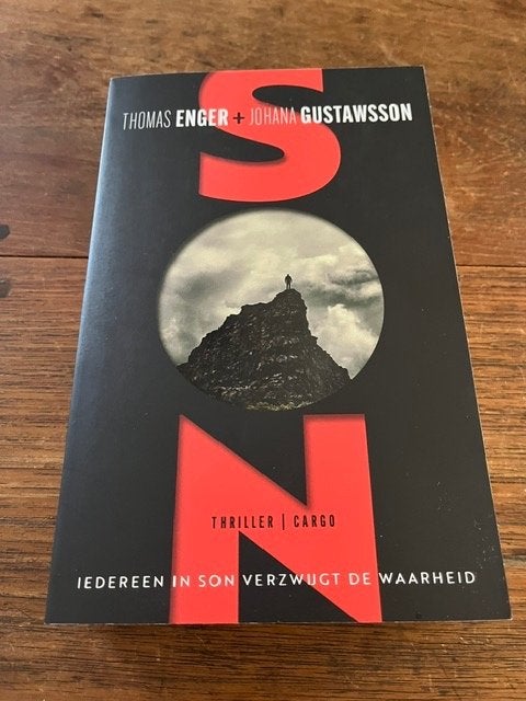 Son  Thomas Enger en Johana Gustawsson, Ophalen of Verzenden, Zo goed als nieuw, Enger en Gustawsson, Europa overig