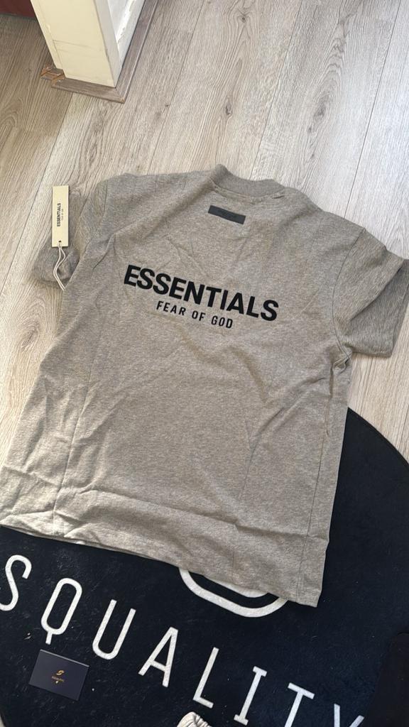 Essentials zomer setjes( Grijs,Donkergrijs,grijs, Kleding | Heren, Ophalen of Verzenden, Nieuw, Maat 48/50 (M), Grijs