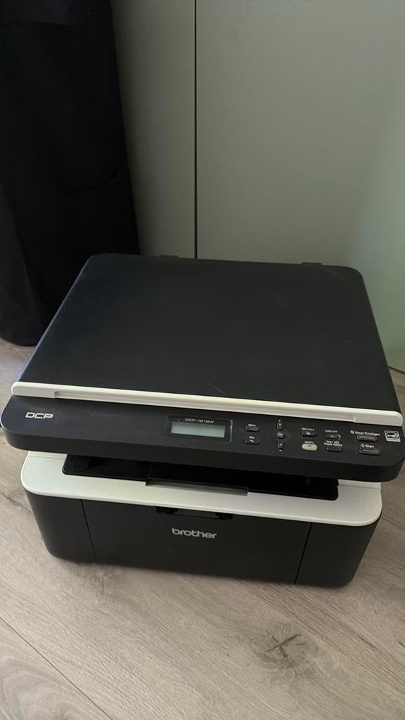 Brother DCP-1612W laserprinter (printen/scannen/kopiëren, All-in-one, Zo goed als nieuw, Overige technieken, Draadloos