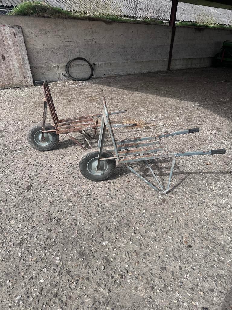 Stenen kruiwagen, Ophalen, Gebruikt, Handmatig, Eenwielig