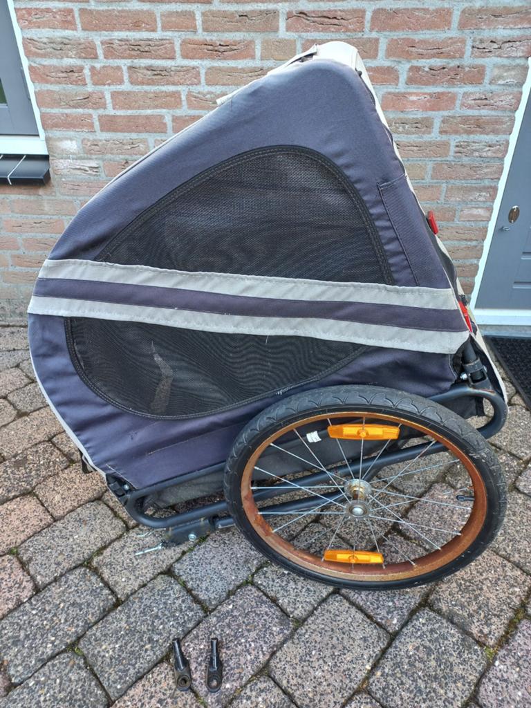 Hondenfietskar, Fietsen en Brommers, Fietsaccessoires | Aanhangers en Karren, Ophalen, Gebruikt, Hondenkar