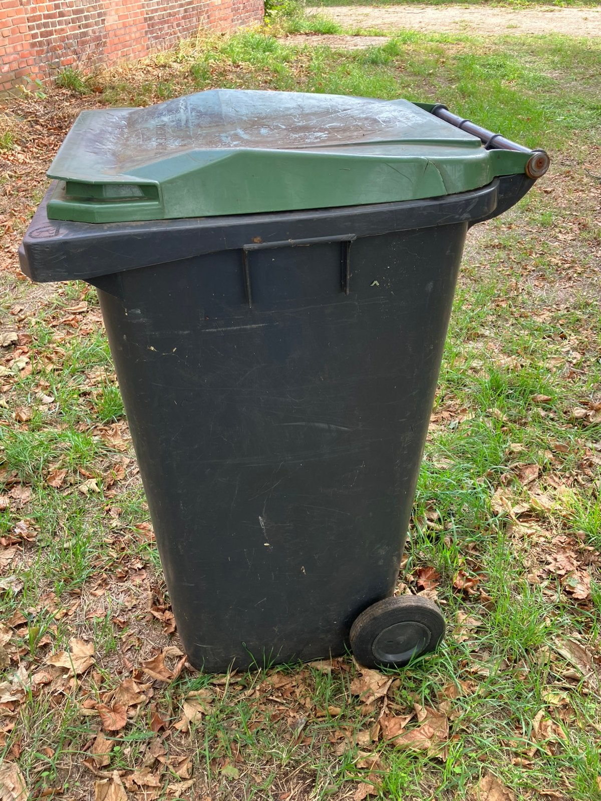 Container groene deksel 240 ltr, Ophalen, Gebruikt