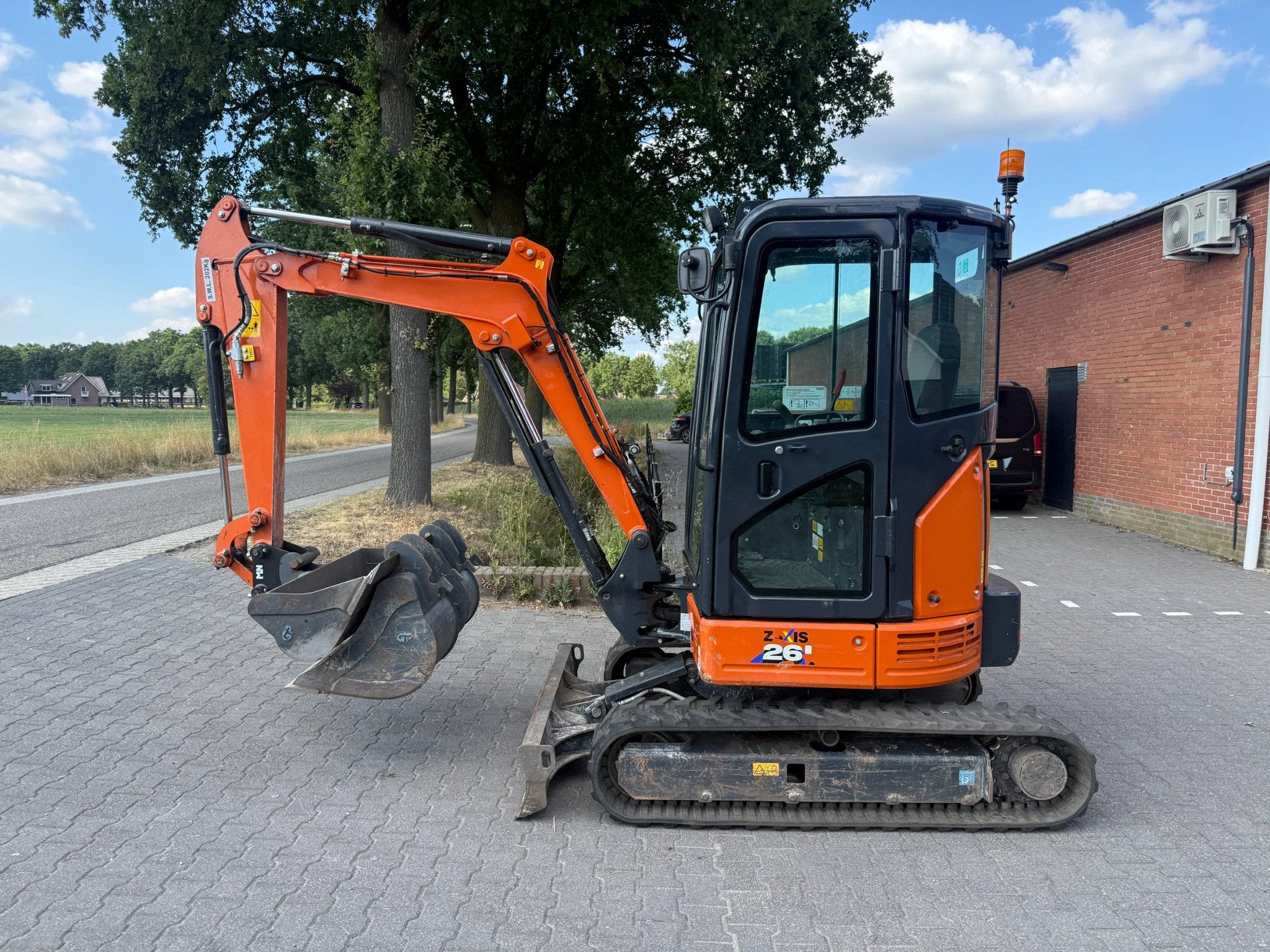 Hitachi ZX26U-6 CLR minigraver graafmachine (bj 2024), Zakelijke goederen, Machines en Bouw | Kranen en Graafmachines, Graafmachine