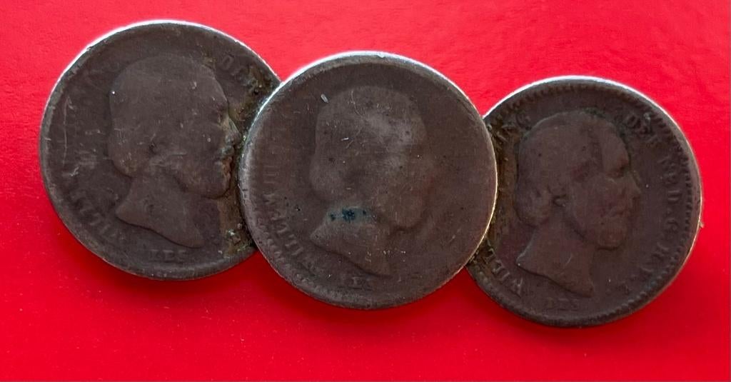 broche met 3 stuivertjes Willem III, Ophalen, Koning Willem III, Setje, Zilver