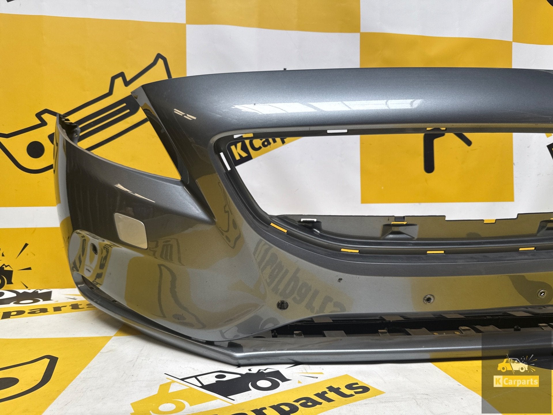 Volvo v40 Voorbumper KLS Normaal bumper, Info@fabrikant.eu, Ophalen of Verzenden, Volvo, Bumper