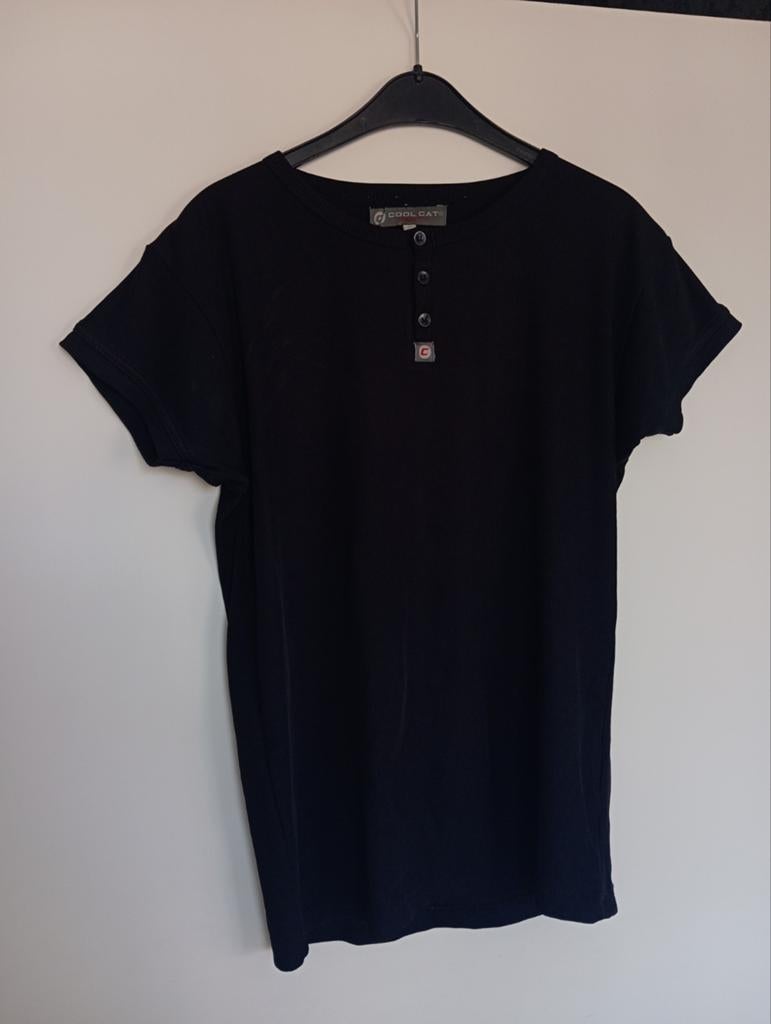 Coolcat Zwart T-shirt met Knoopjes - Maat M, Kleding | Heren, T-shirts, Ophalen of Verzenden, Maat 48/50 (M), Zwart, Coolcat