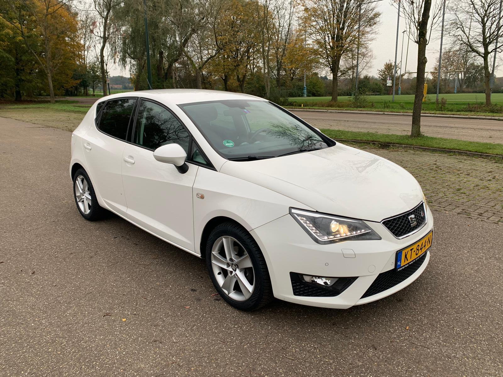 Seat Ibiza 1.0 TSI 70KW 5DRS 2016 Wit, Voorwielaandrijving, 40 €/maand, 995 kg, Origineel Nederlands