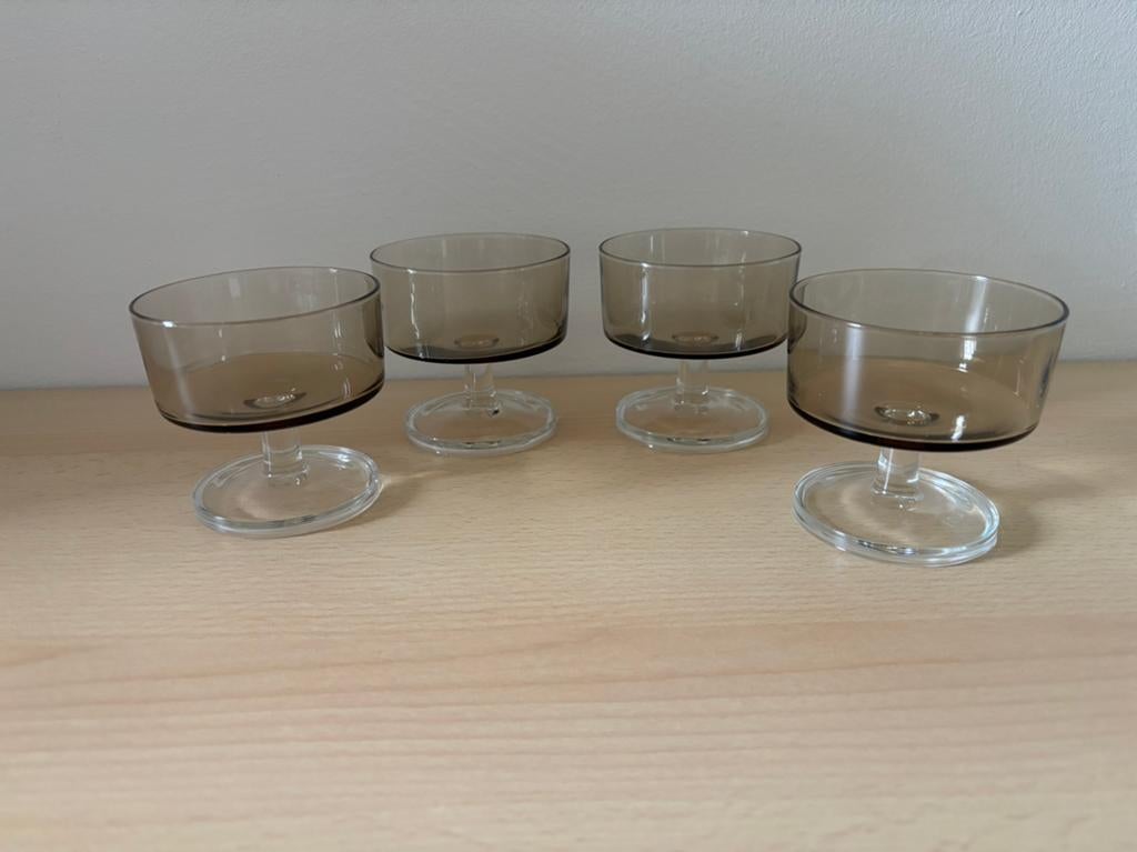 4 Luminarc "Cavalier Suède" ijs/champagnecoupe, Verzamelen, Ophalen of Verzenden, Zo goed als nieuw, Overige typen