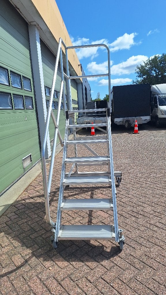 Bordestrap boottrap bordeshoogte Zarges 151 cm, Ophalen, Gebruikt, Trap, Industriepark 2a 9351PA Leek