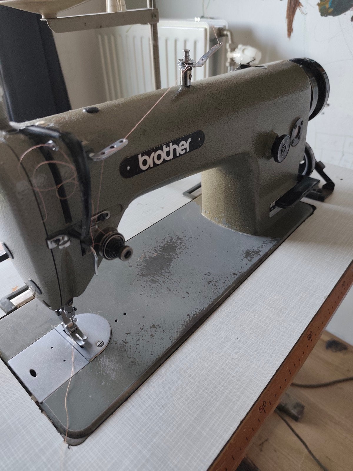 Brother Industriële Naaimachine - Robuust en Betrouwbaar, Hobby en Vrije tijd, Gebruikt, Ophalen of Verzenden, Naaimachine, Industrieel