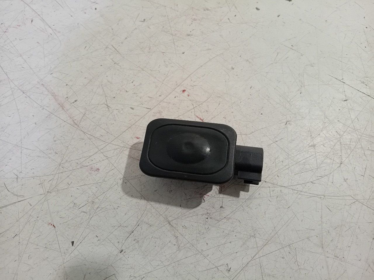 Achterklep ontgrendeling Land Rover Evoque, Auto-onderdelen, Onderdelen@venauto.nl, Van der Ven Autorecycling B.V., Ettenseweg 76, 4706 PB Roosendaal, The Netherlands
