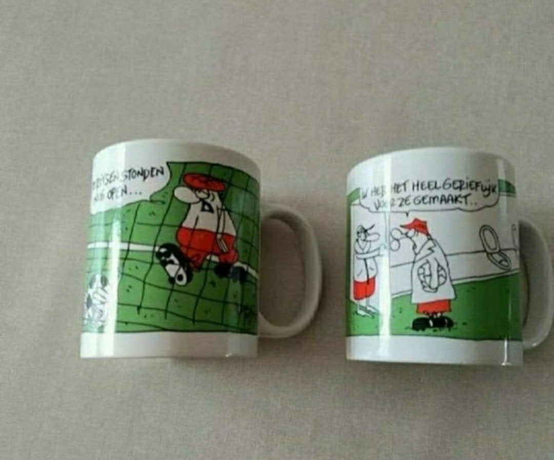 KNUDDE BEKERS,Voetbal,kleur,humor,handvat,Mok1980,Knudde, Verzamelen, Ophalen of Verzenden, Nieuw, Buitenlandse clubs, Overige typen
