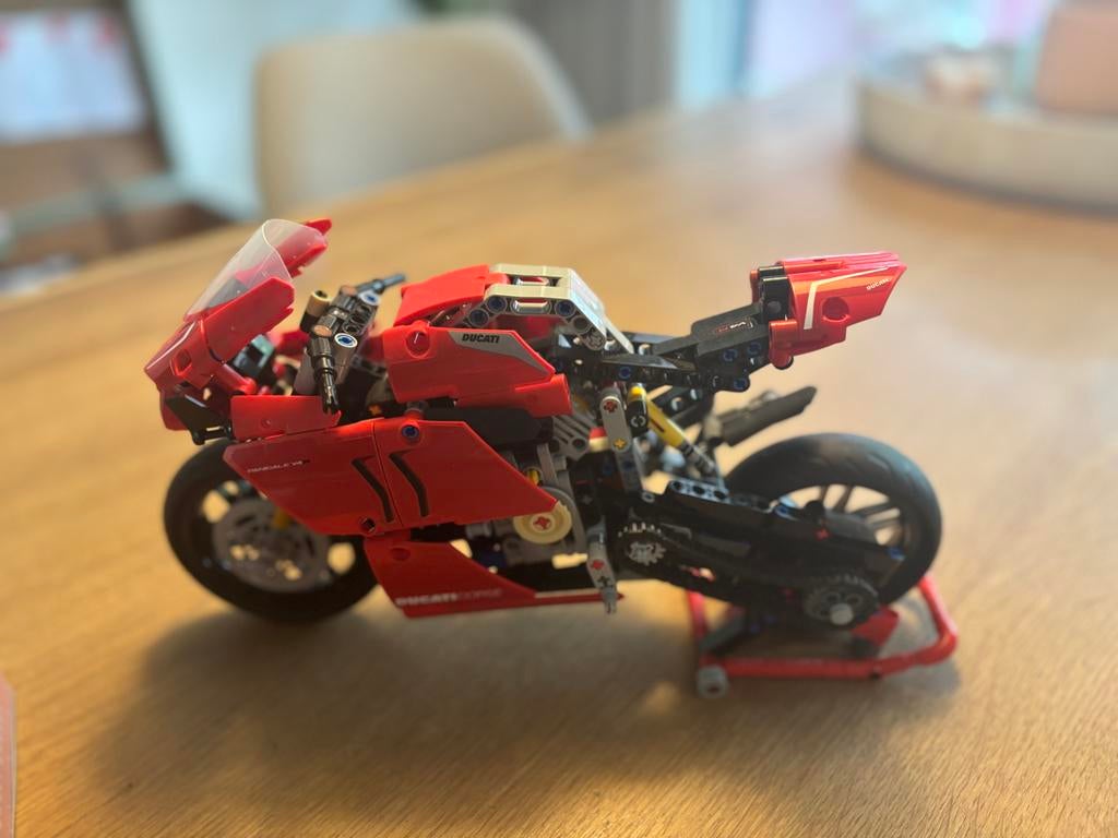 LEGO Technic Ducati Panigale V4 R (42107), Ophalen of Verzenden, Zo goed als nieuw, Overige merken