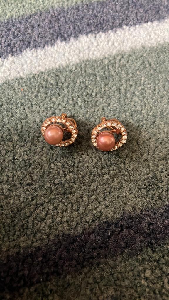 Elegante Retro Oorbellen met Parel(kunst) en Strass, Overige materialen, Ophalen of Verzenden, Zo goed als nieuw, Knopjes of Stekers
