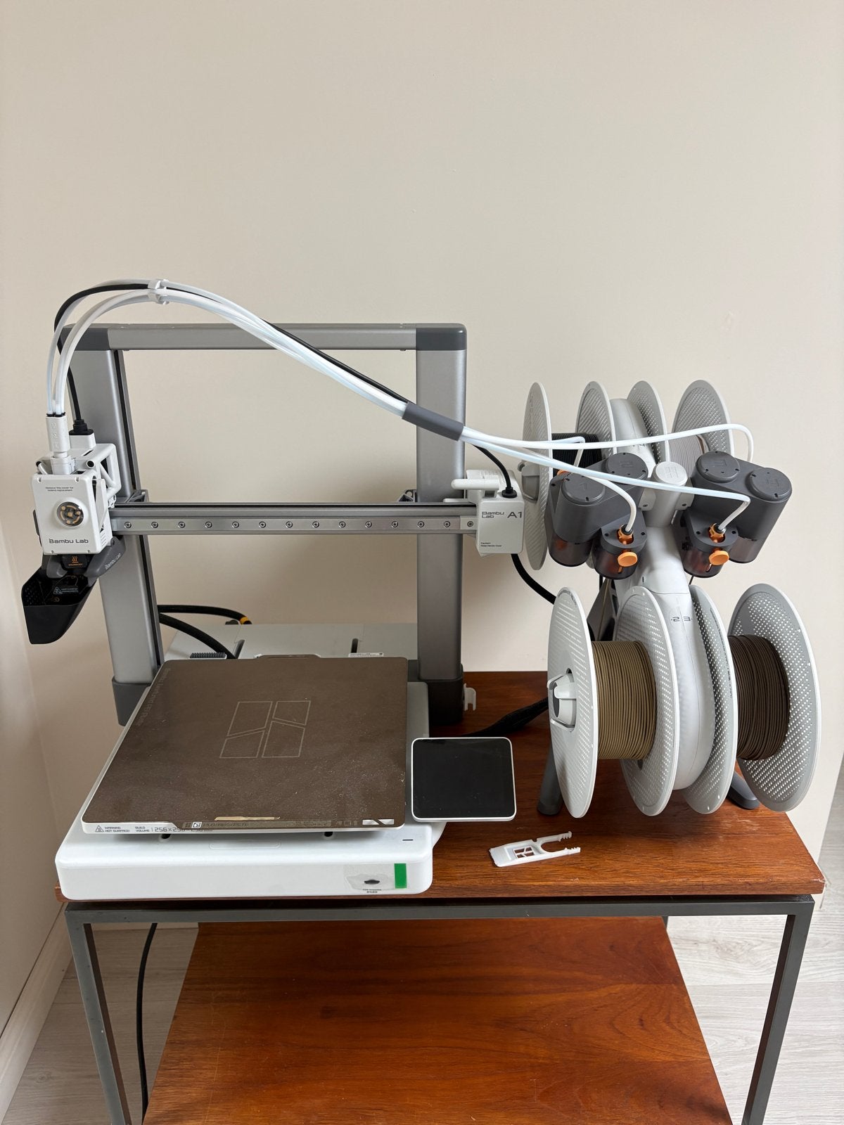 Bambu Lab A1 3D-printer met AMS Lite, Ingebouwde Wi-Fi, Verzenden, Zo goed als nieuw, Filament