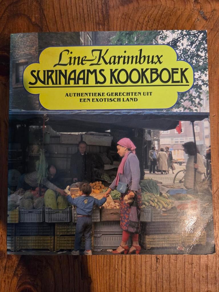 Line-Karimbux Surinaams Kookboek - Authentieke recepten, Boeken, Kookboeken, Ophalen of Verzenden, Zo goed als nieuw, Azië en Oosters