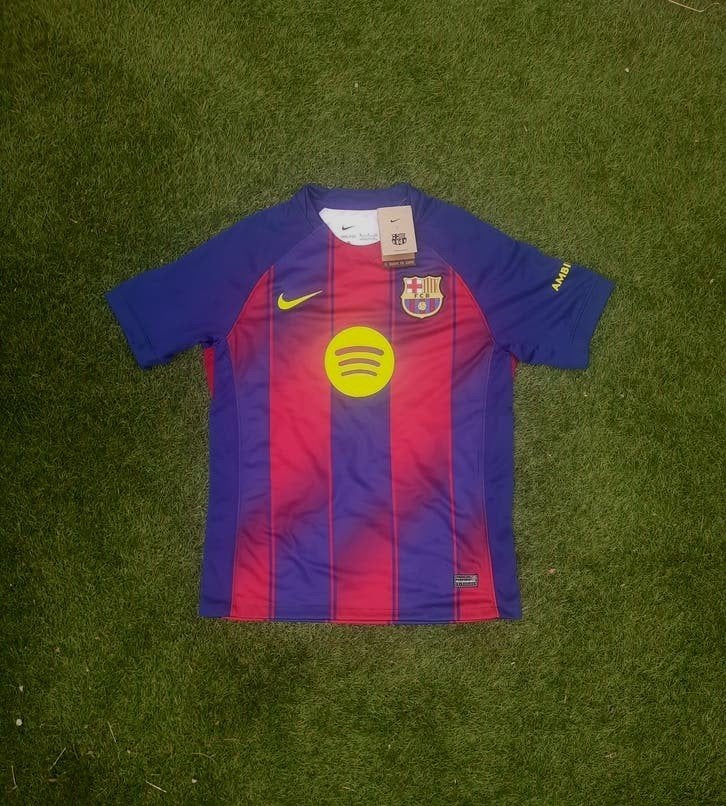 FC Barcelona voetbalshirtje 25/26, Sport en Fitness, Maat S, Ophalen of Verzenden, Nieuw, Shirt