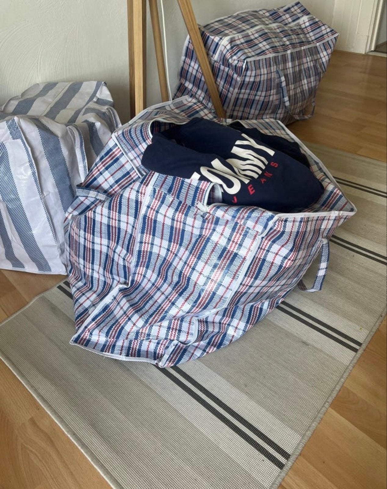 3 tassen vol merk kleding (Tommy Hilfiger, Adidas, Nike), Kleding | Dames, Ophalen, Gedragen