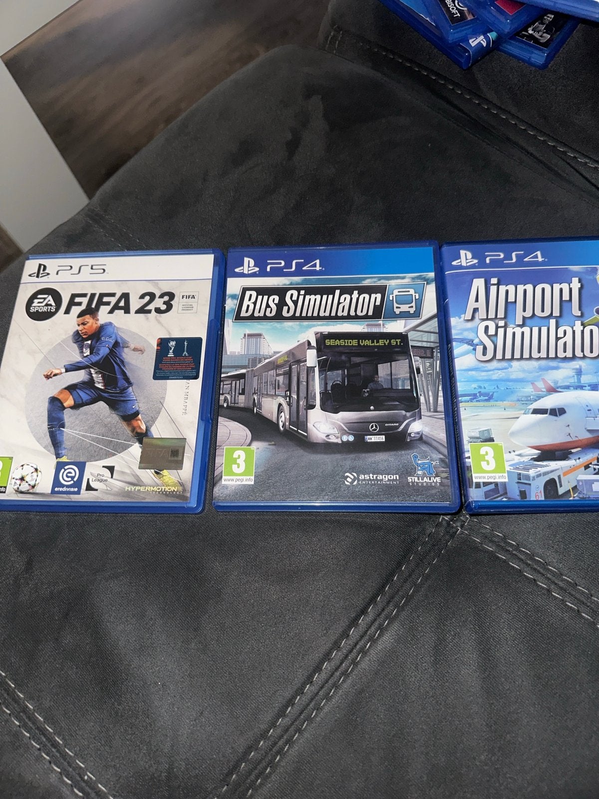 PS4/PS5 Spellen: FIFA 23, Bus Simulator, Airport Simulator, Spelcomputers en Games, Games | Sony PlayStation 5, Ophalen, Gebruikt