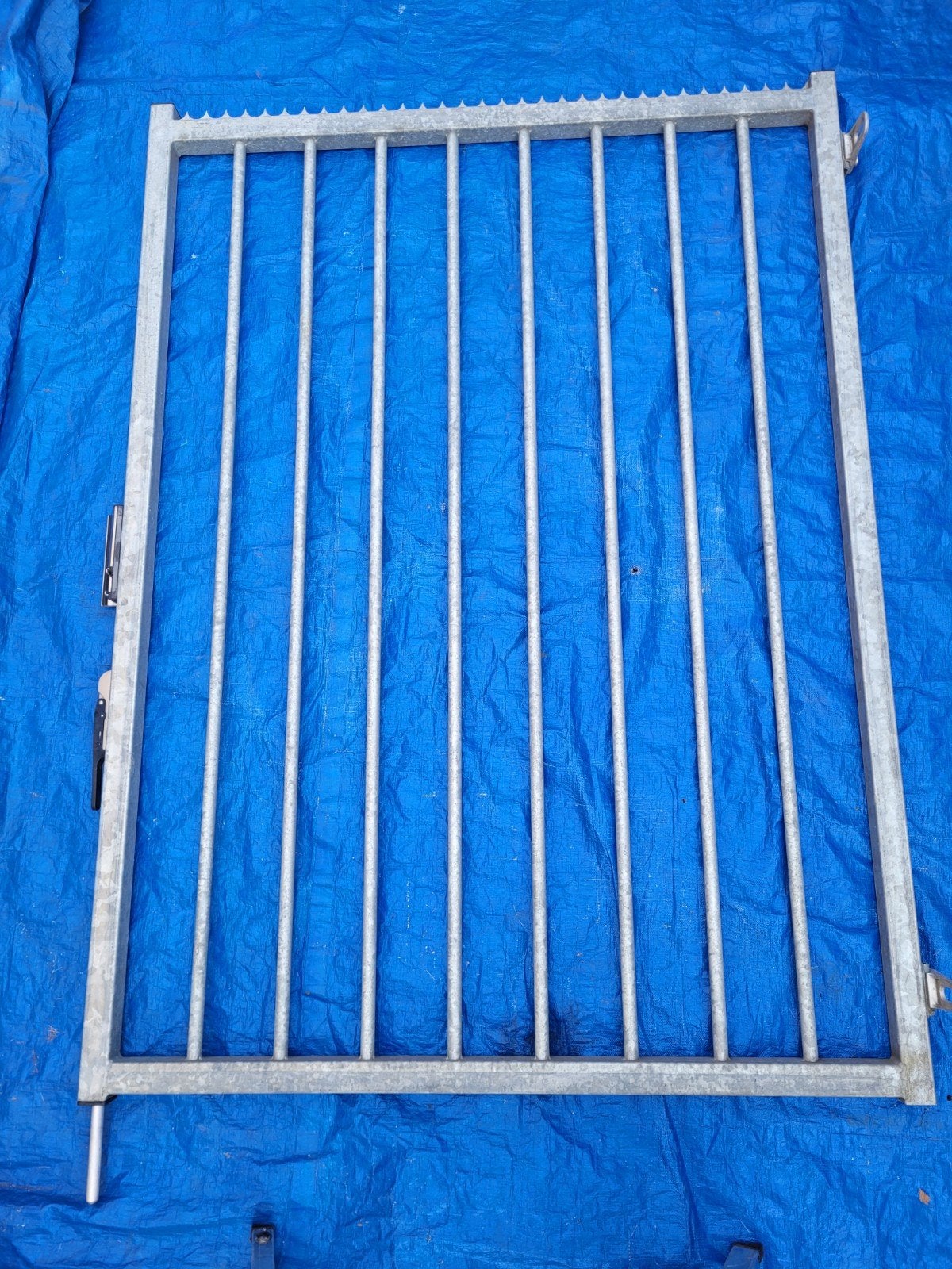 1 verzinkte spijlen opvangvleugel 1425x1950 mm., Ophalen, Met poort, Gebruikt, Spijlenhekwerk