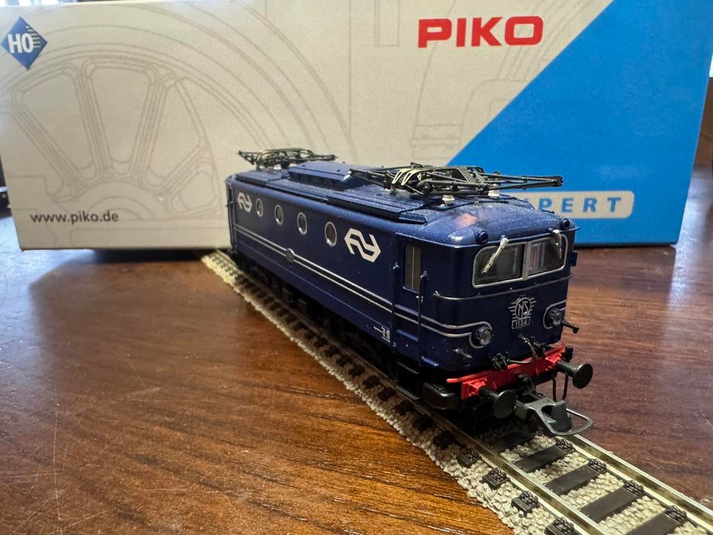 Piko Roco NS 1134 H0, Hobby en Vrije tijd, Modeltreinen | H0, Zo goed als nieuw, Locomotief, Gelijkstroom, Roco, NS, Ophalen of Verzenden