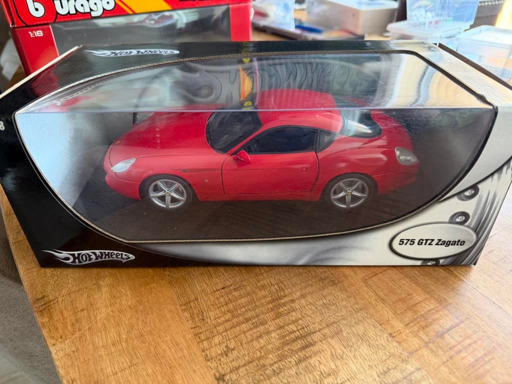Ferrari 575 GTZ Zagato 1:18 Hotwheels, Hobby en Vrije tijd, Ophalen of Verzenden, Zo goed als nieuw, Hot Wheels