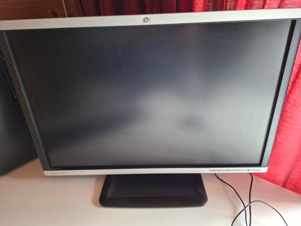 HP LA2405x monitor 24 inch, Computers en Software, Monitoren, 60 Hz of minder, DVI, VGA, In hoogte verstelbaar, TN, Overige resoluties