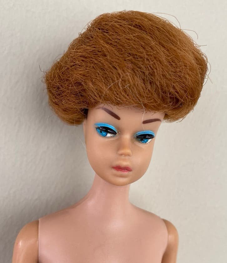 Vintage Barbie Fashion Queen 1965 Mattel, Verzenden, Zo goed als nieuw, Kleertjes
