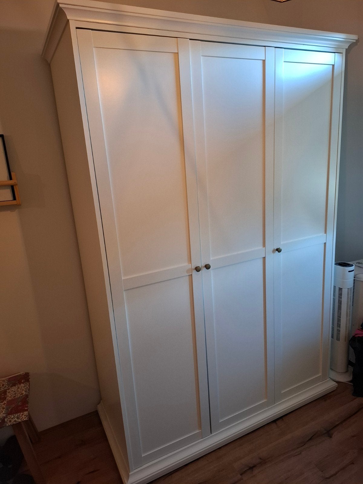 Kledingkast wit, 3 deurs, Leen Bakker, Huis en Inrichting, Ophalen, Gebruikt, 100 tot 150 cm, 150 tot 200 cm