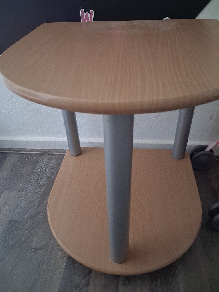 Nachtkastje/bijzettafel GRATIS, Huis en Inrichting, Slaapkamer | Nachtkastjes, Ophalen, Gebruikt, Minder dan 45 cm, 55 tot 70 cm
