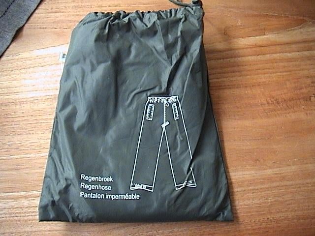 Nieuwe groene lange regenbroek maat S, Ophalen of Verzenden, Nieuw, Regenbroek, Heren