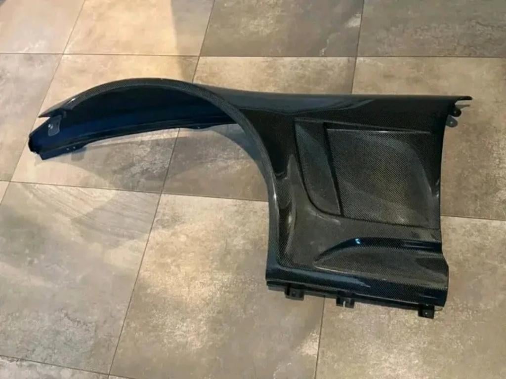 Seibon Carbon wide fender 10mm - Honda S2000 2000-2009