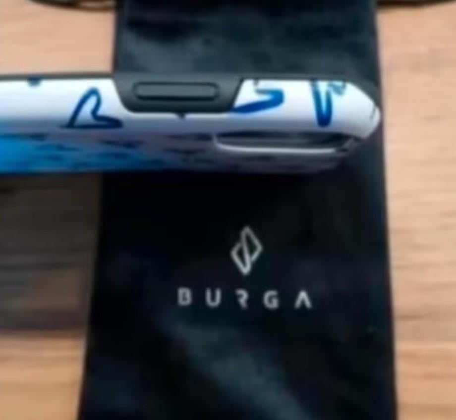 Burga hoesjes, Verzenden, Zo goed als nieuw, IPhone 11