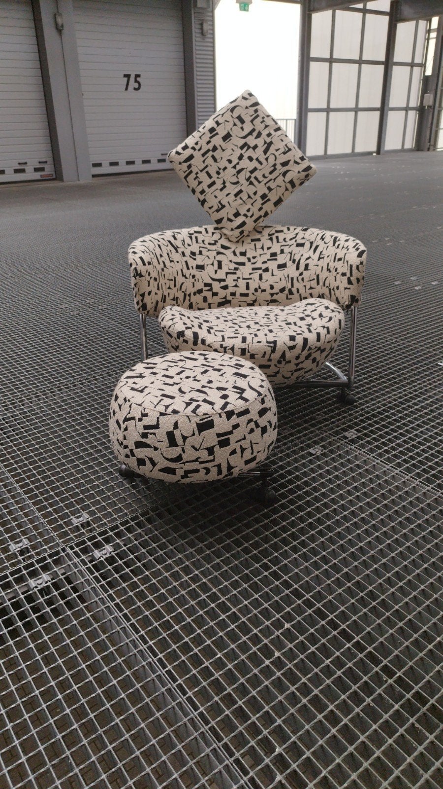 Girotonda fauteuil + voetenbank - Francesco Binfare Cassina, 125 tot 150 cm, Ophalen of Verzenden, Zo goed als nieuw, Stof