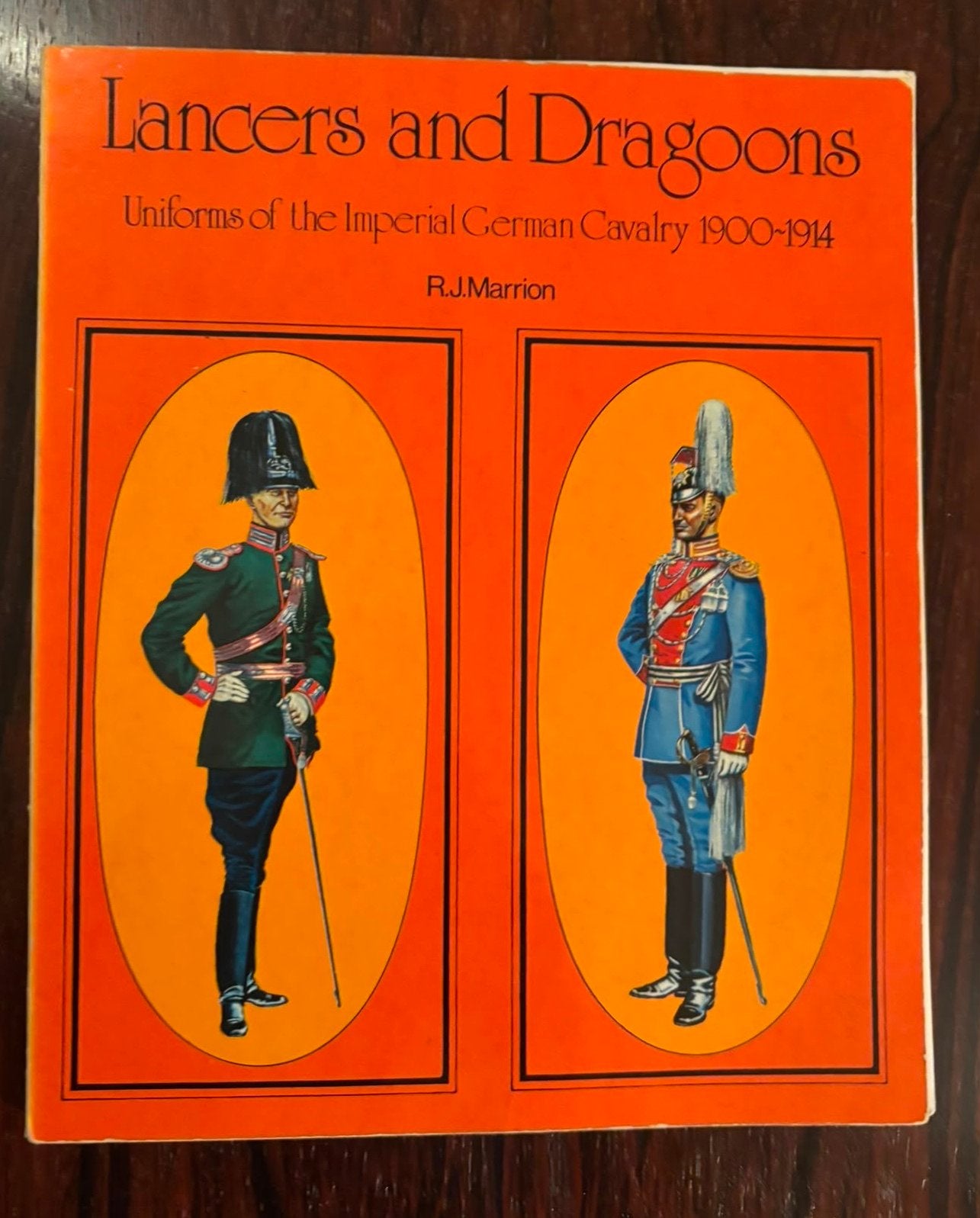 Lancers and Dragoons: Uniforms Duitse Cavalerie 1900-1914, Ophalen of Verzenden, Voor 1940, Gelezen, Landmacht
