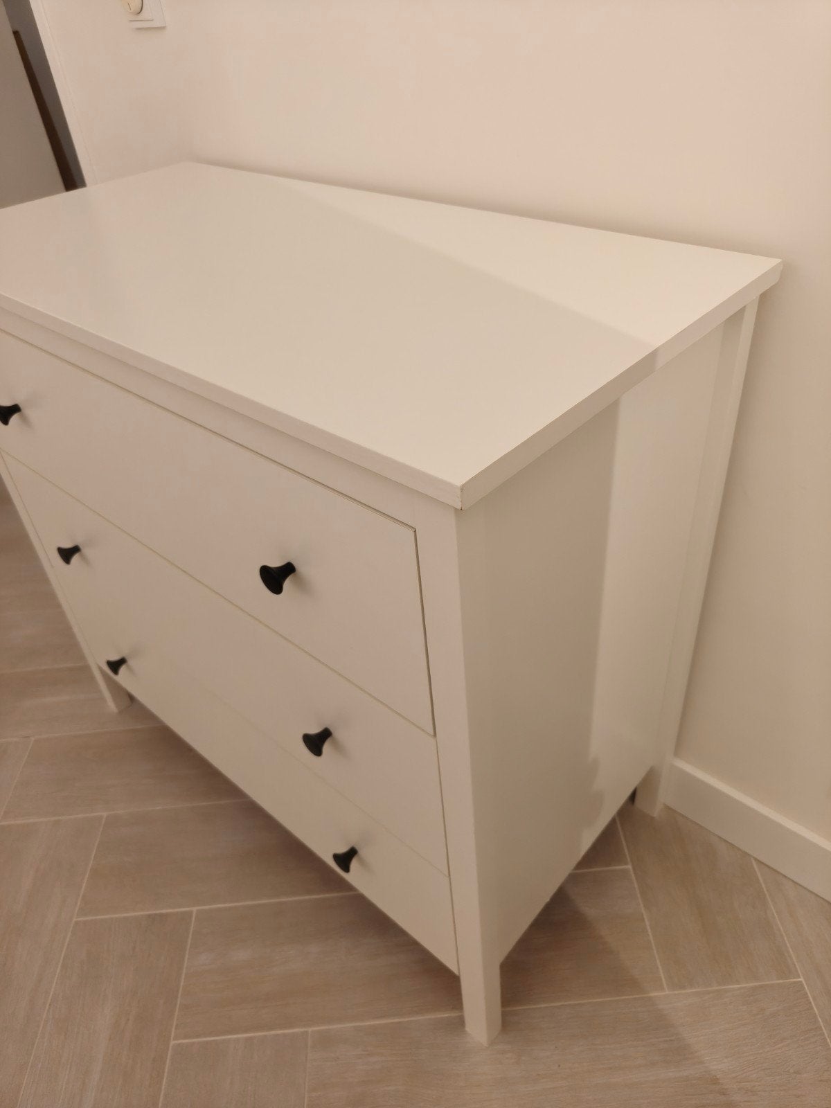HEMNES Ladekast 3 lades 108x50x96 In Goede Staat, Huis en Inrichting, Kasten | Ladekasten, Gebruikt, 100 tot 150 cm, Ophalen of Verzenden