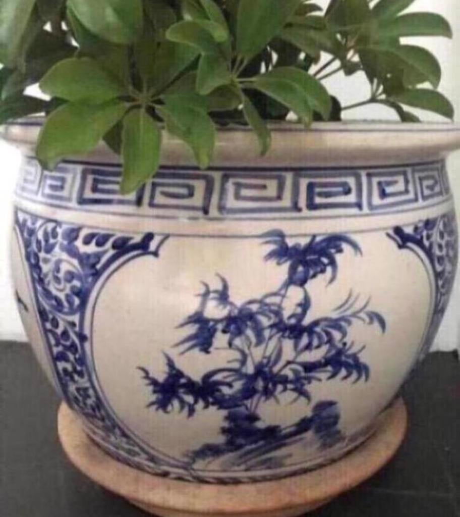 Prachtige Unieke handgeschilderde Vietnamese grote 43cm pot, 40 cm of meer, Rond, Ophalen of Verzenden, Zo goed als nieuw