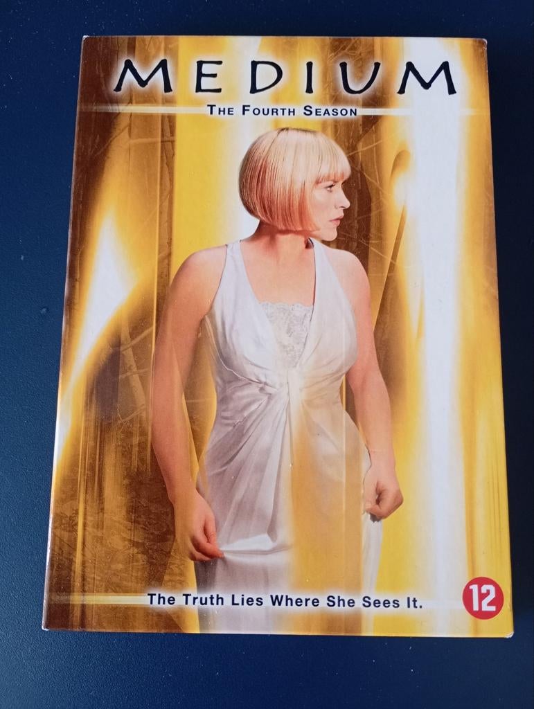 Dvd box Medium, the fourth season, Ophalen of Verzenden, Zo goed als nieuw