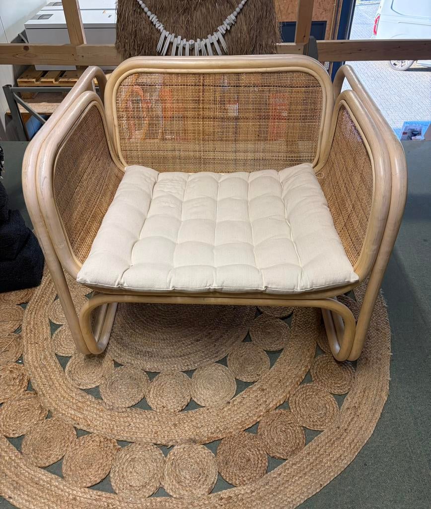 Rotan stoel Loods 5, Huis en Inrichting, Stoelen, Ophalen, Zo goed als nieuw